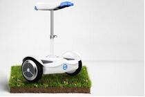 Postura sentada de Airwheel elétrico walkcar S6, A sorte desenhar presente em partes