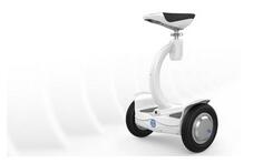 Com Airwheel S8 dois roda elétrica walkcar para apreciar a beleza da vida